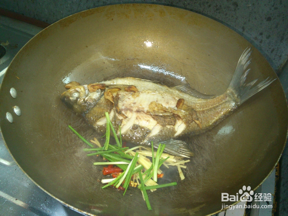湖北名菜:红烧武昌鱼