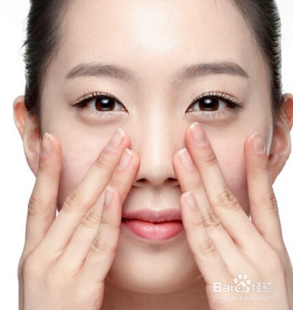 清洁皮肤预防粉刺痘痘再生