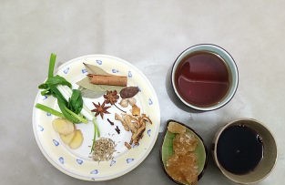 宴客看家菜招财肘子的攻略