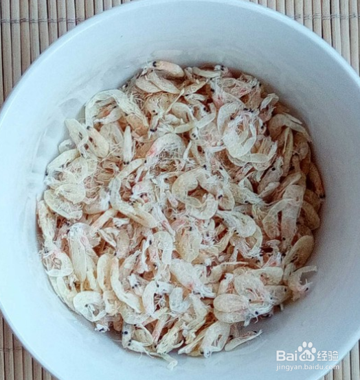 虾皮菜花白萝卜汤