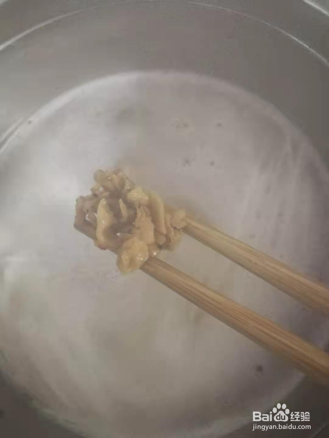 如何制作鸡蛋面