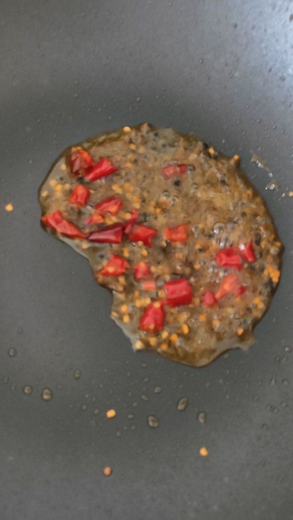 凉拌麻辣红油藕片