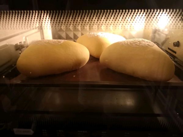 祥云南瓜奶酪软欧包