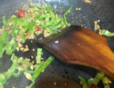 蒜蓉豌豆苗的做法