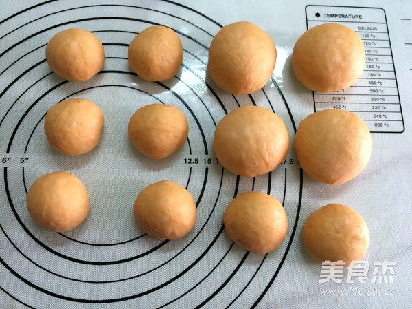 汤种西红柿小面包卷