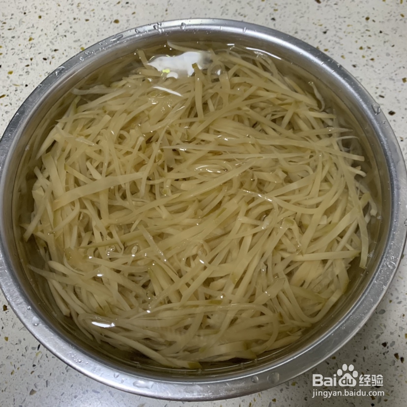我给姐姐做咸菜疙瘩丝