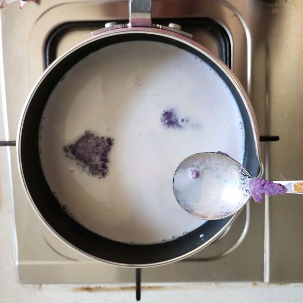 紫薯牛奶燕麦粥可做减肥餐