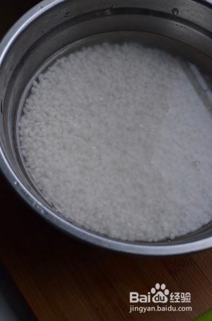 保健养生鲜虾糯米丸子