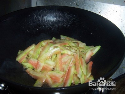 如何制作多味西瓜皮