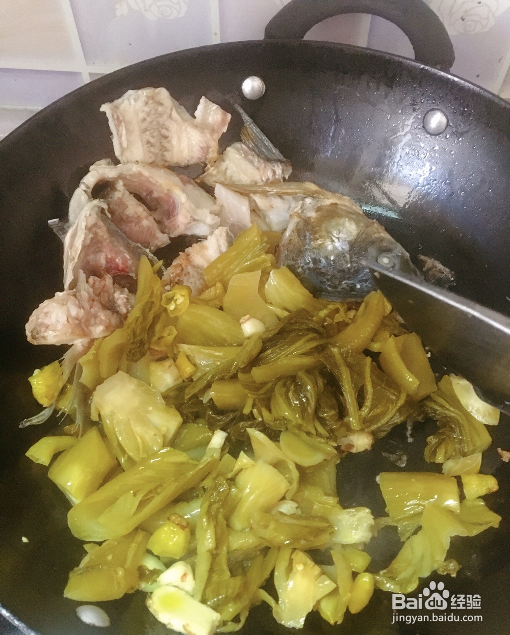 忍不住流口水的家常酸菜鱼