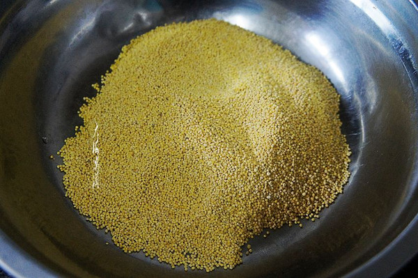 红枣枸杞小米粥