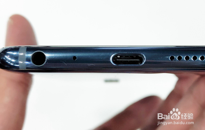 智能手机取消3.5毫米耳机插口的意义在哪里？