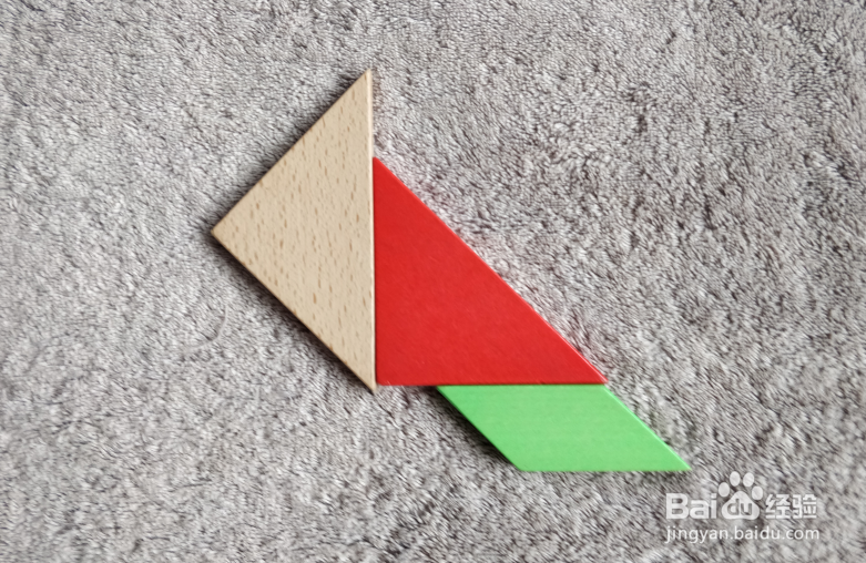 饥饿疲惫的鸟儿用七巧板怎么拼？