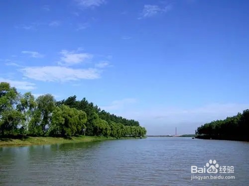 孟浩然名句气蒸云梦泽形容的是以下哪个湖泊