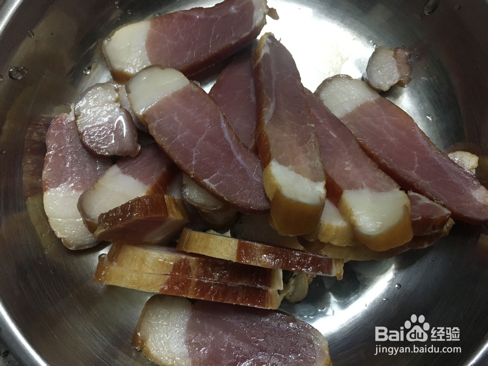 蒜苔炒腊肉的简单做法