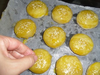 鲜肉榨菜月饼
