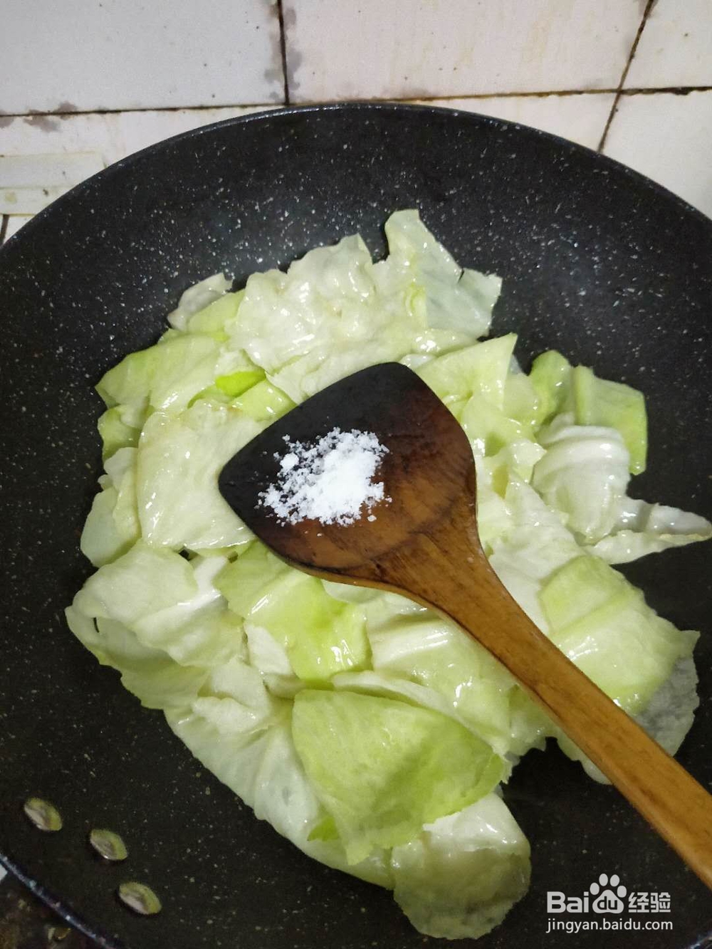 家庭版手撕包菜的做法