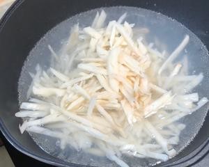 怎么做酸辣脆爽凉拌藕丝