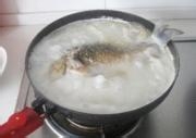 鲫鱼豆腐汤的做法