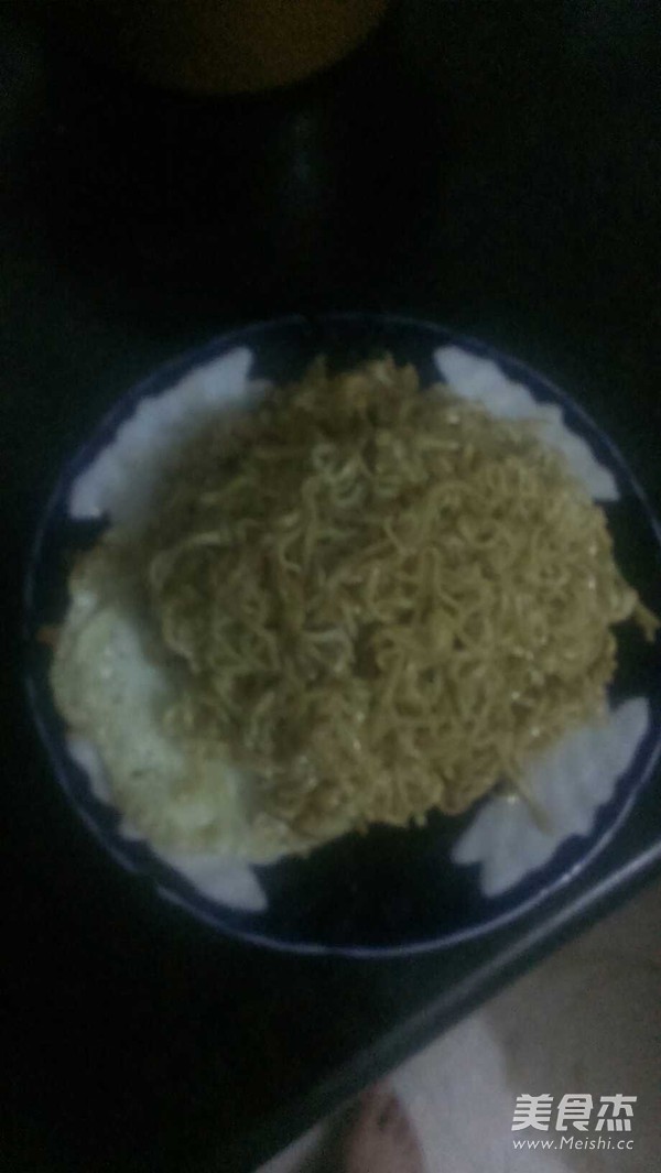 拌蛋面的家常做法