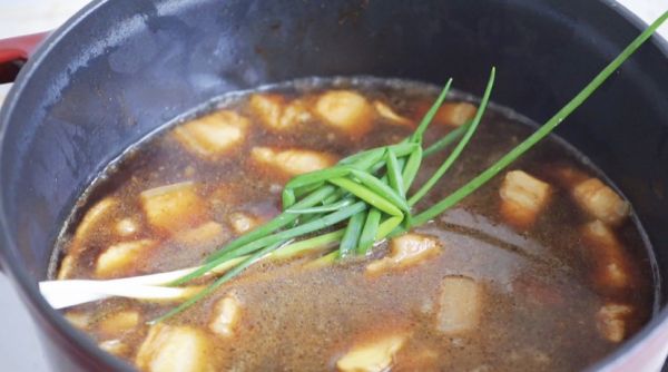 土豆桂花红烧肉