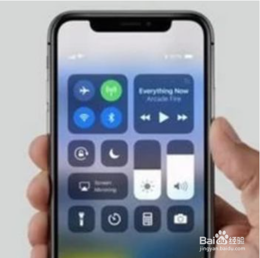 苹果x屏幕自己乱点失控