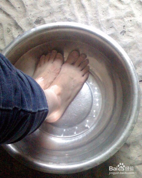 如何祛除脚气和鞋子异味