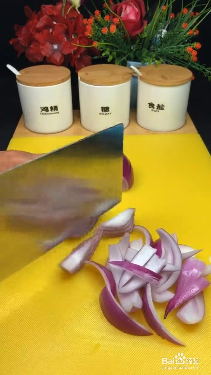 如何制作洋葱炒鸡蛋