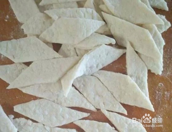 家里剩下的米饭拿来做小吃