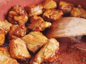 白糖炒糖色的做法