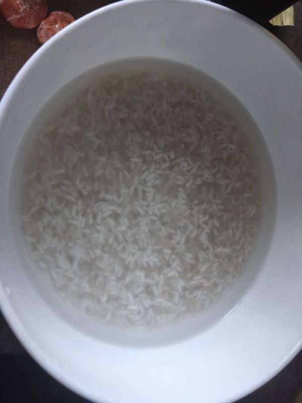 橄香海鲜竹筒饭