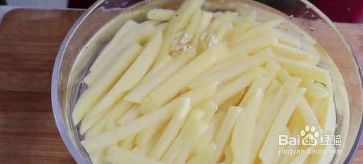 如何在家制作美味酥脆又实惠的薯条