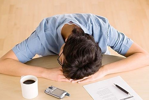 午睡时间睡不着，闭目养神也有同样效果吗