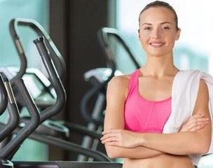 女生健身应该怎么练？女生练力量会不会长肌肉？