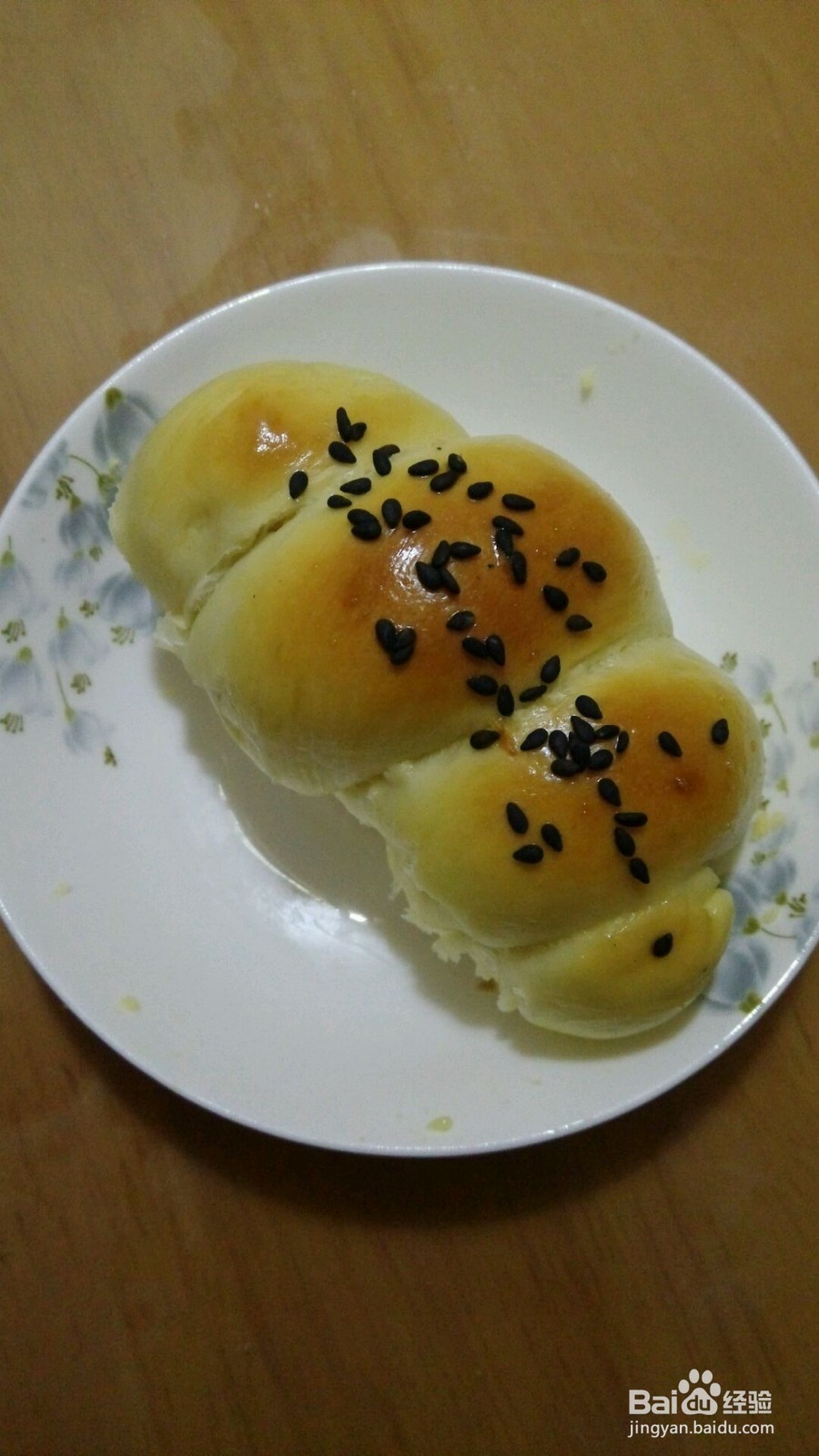 椰蓉奶油面包卷的做法