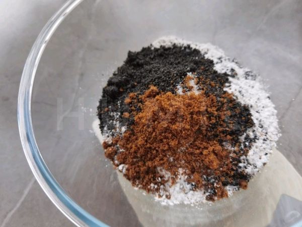 黑芝麻糯米华夫饼