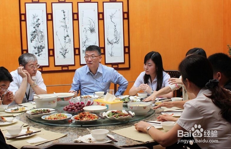 4招迅速提升自己的办公室人气
