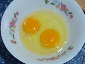 鸡蛋饼的做法—韭菜蛋饼