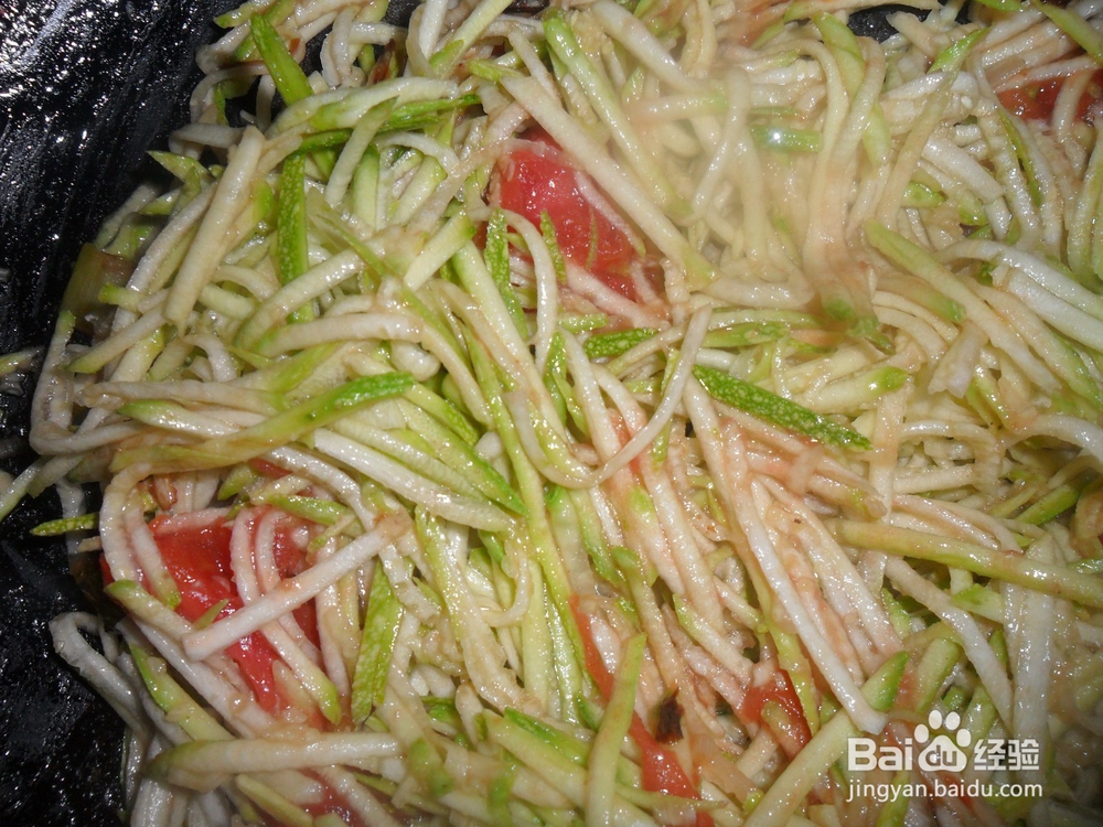 家常饭菜随意做——醋溜西葫芦丝