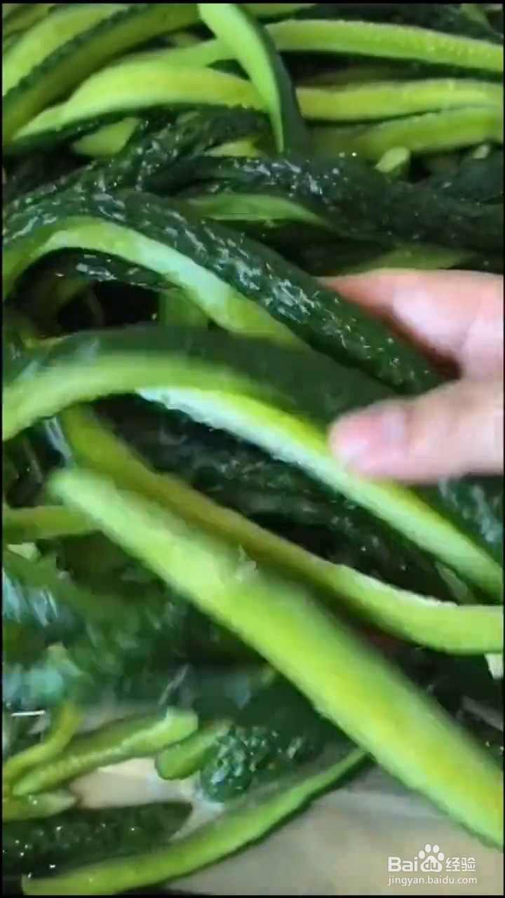 如何制作酱油黄瓜泡菜