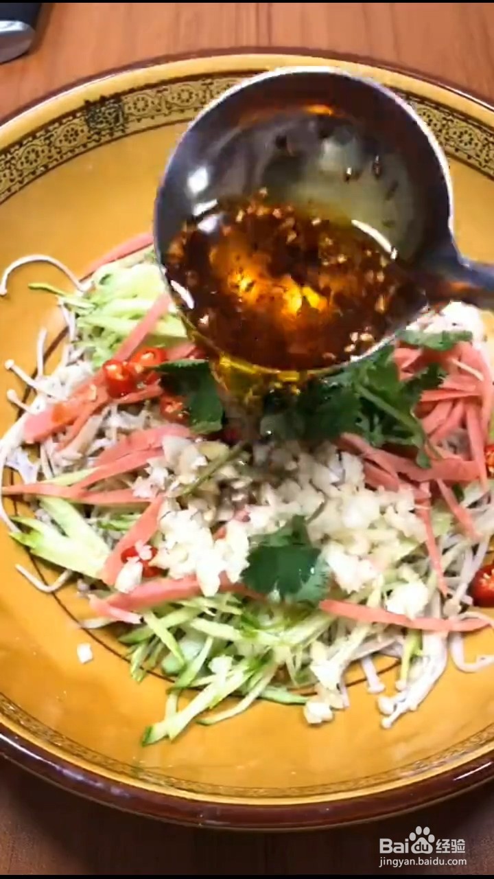如何制作金针菇凉菜