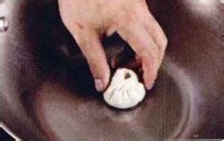 家常菜:水煎包怎么做?