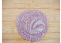 层层酥脆的—红曲豆沙酥