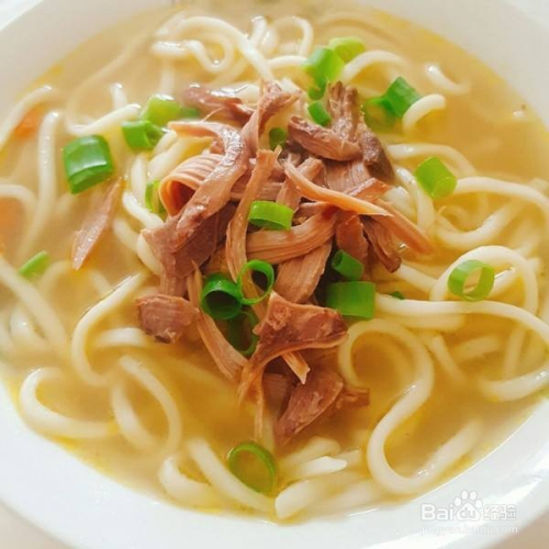 怎么做蒜苗鸡丝面?