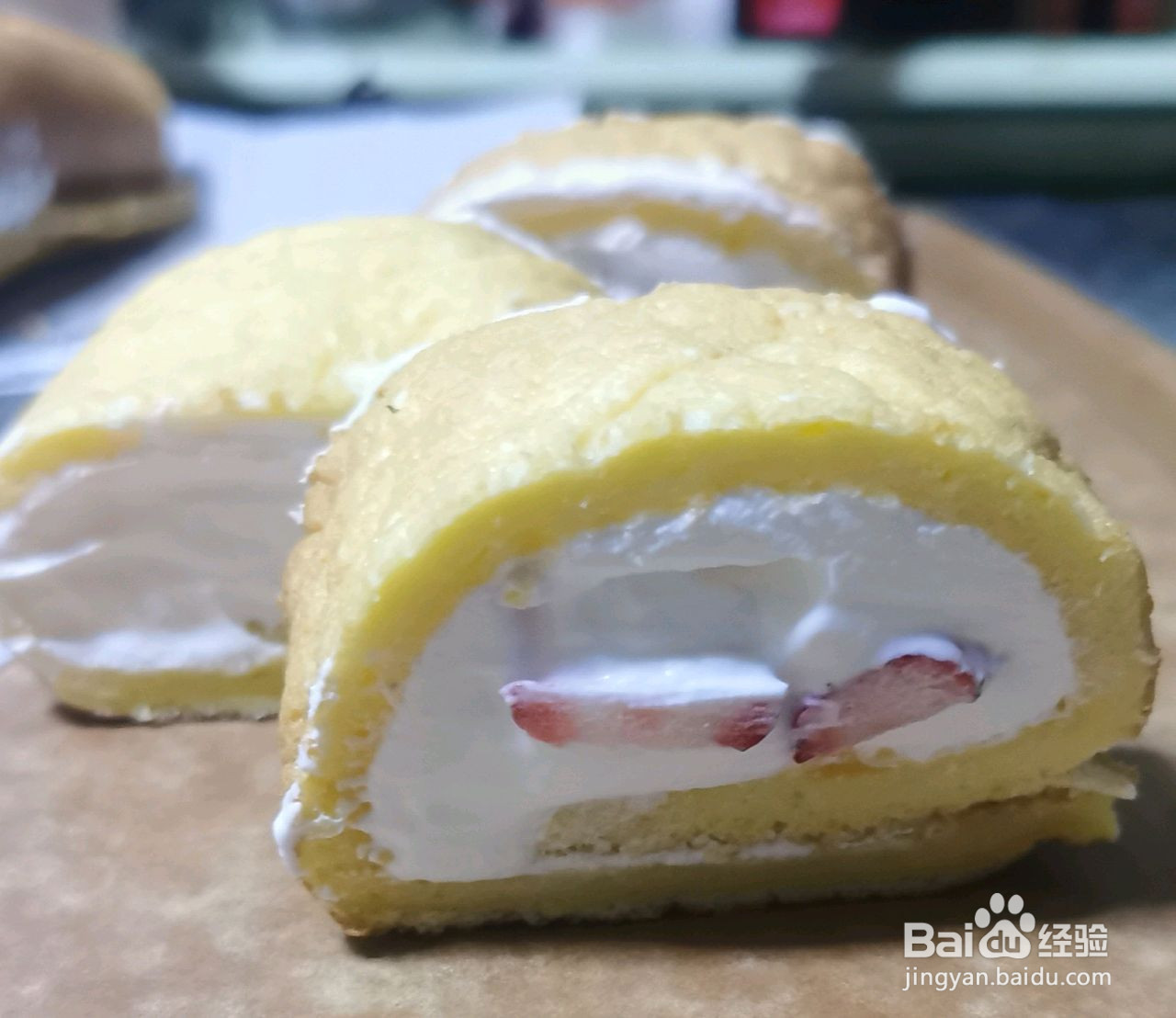 草莓蛋糕卷的做法