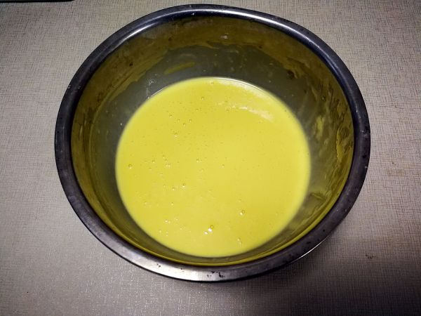 彩绘草莓蛋糕卷