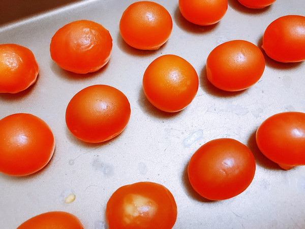 广式纯白莲蓉蛋黄月饼