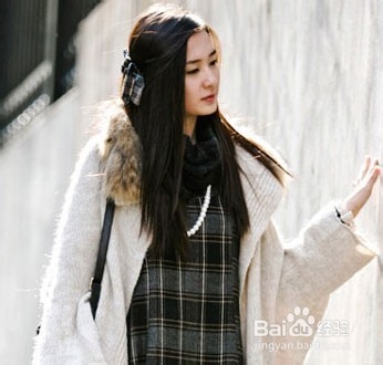 大毛衣外套+呢子裙 抗冻又时髦