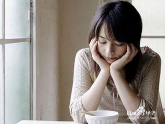 女人的突然胸闷、心慌该怎么办?