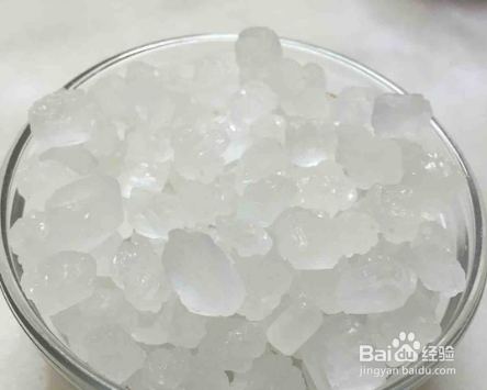 冰糖桃胶雪莲子糖水